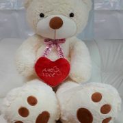 Urso de Pelúcia Creme com Coração 1,20 Metros ou 120 cm Teddy Bear Creme - Pelúcia Premium Gigante Love Amor Ideia de Presente Perfeito